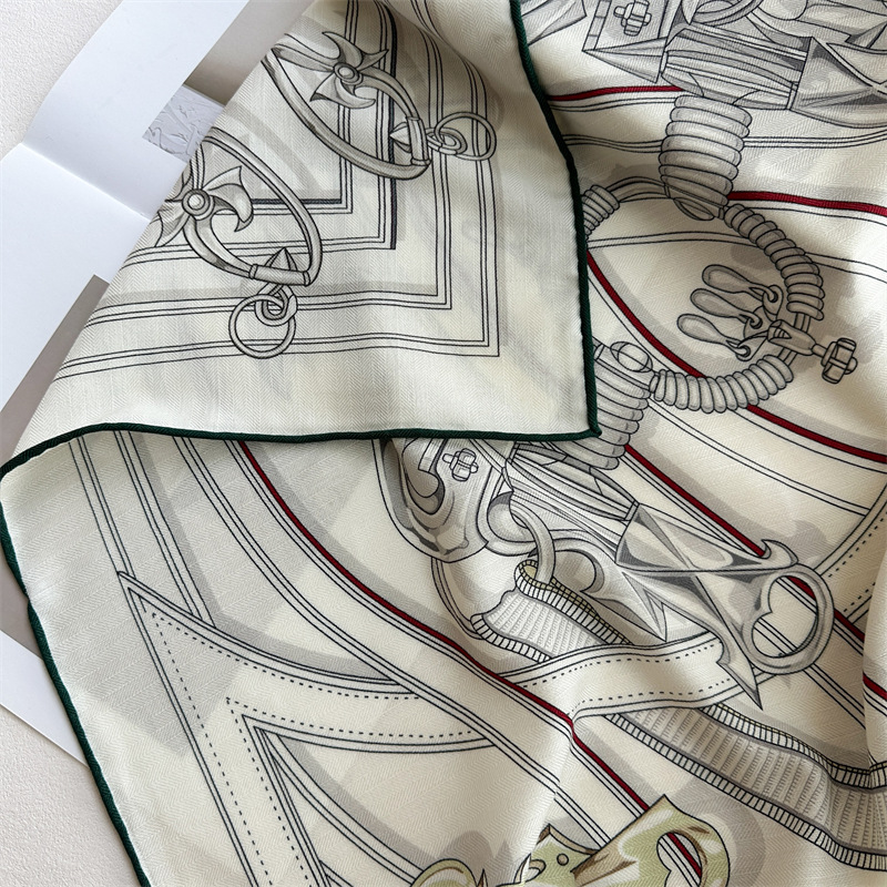 40% Silk 60% Wool Scarf 135x13 - đánh giá và giá Sewing Hemming